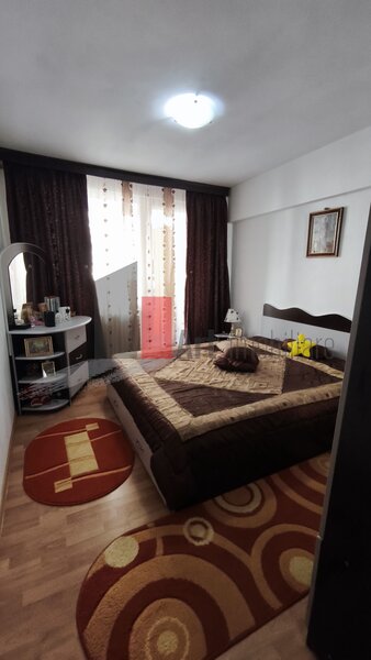 Dristor ap 4 camere et 3 decomandat